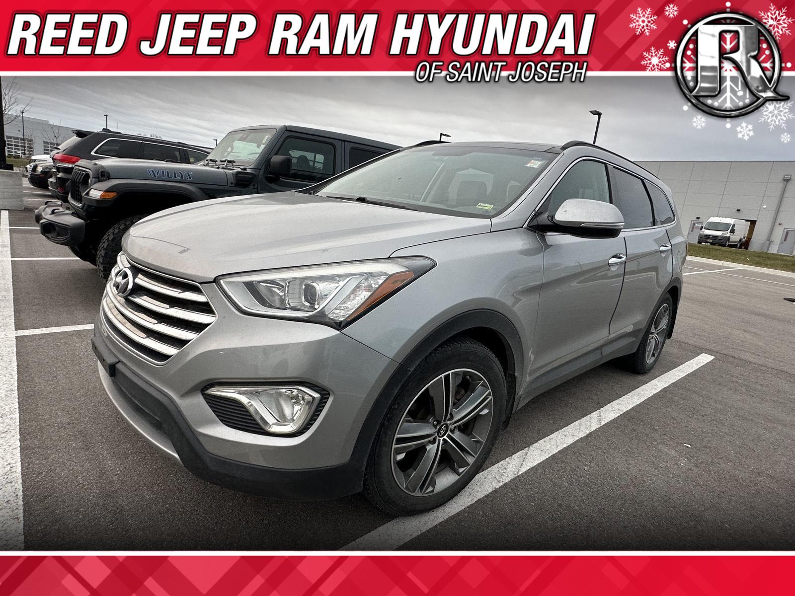 2015 Hyundai Santa Fe Limited's photo