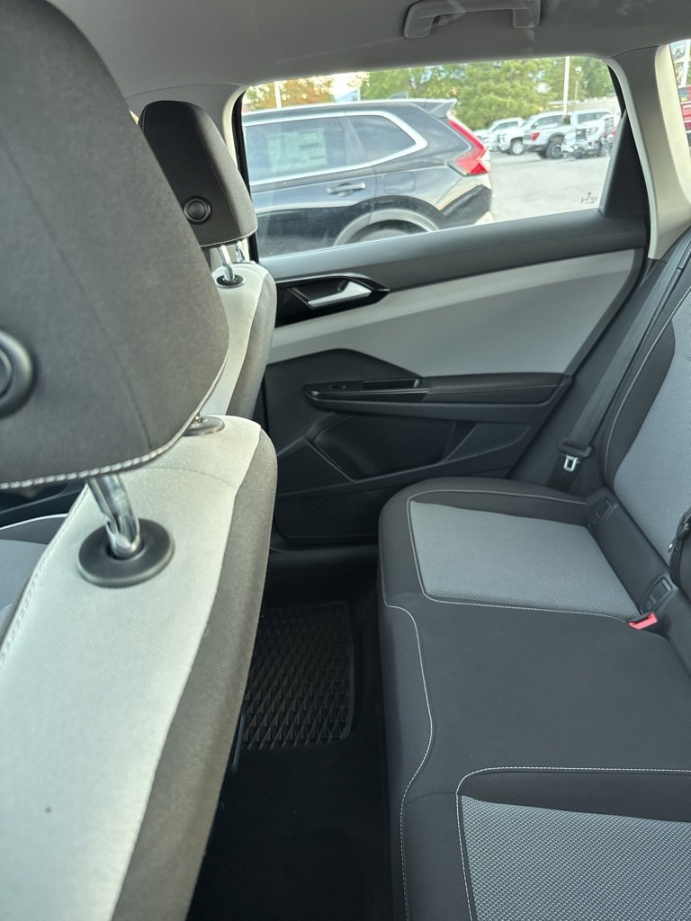 2024 Volkswagen Taos S photo 18