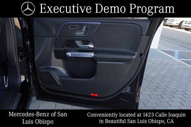 2025 Mercedes Benz GLB 250 photo 14