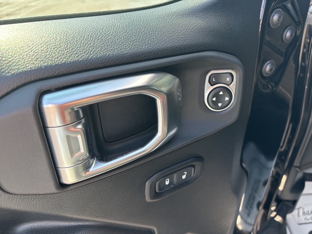 2021 Jeep Wrangler Unlimited Willys photo 16