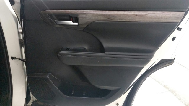 Used 2021 Blizzard Pearl Toyota Hybrid Limited image 36