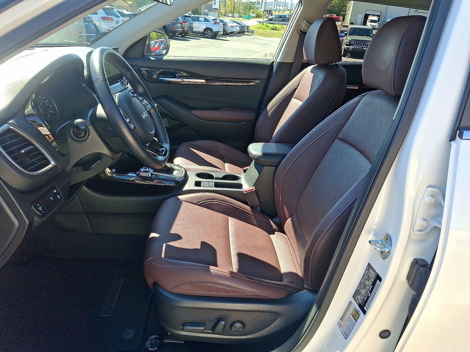 2023 Kia Seltos SX photo 13