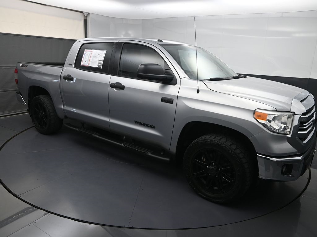 2017 Toyota Tundra SR5 photo 15