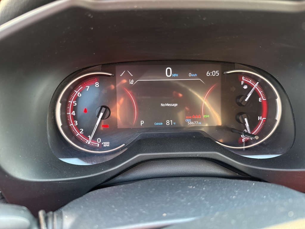 2023 Toyota RAV4 XLE photo 2
