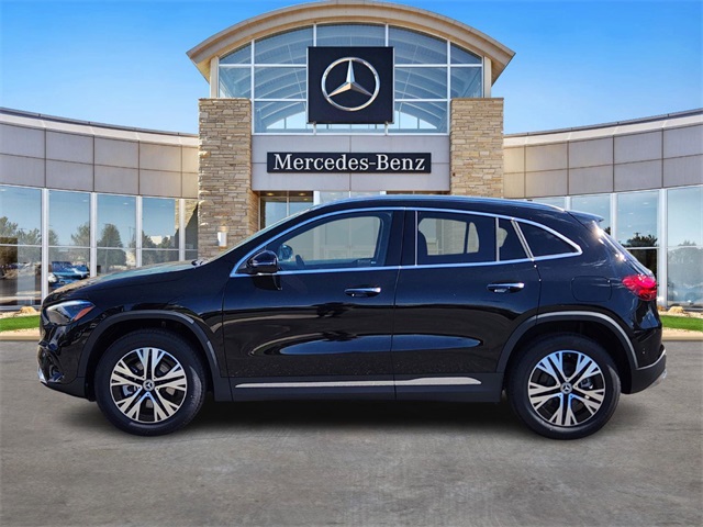 2026 Mercedes Benz GLA 250 4MATIC photo 2