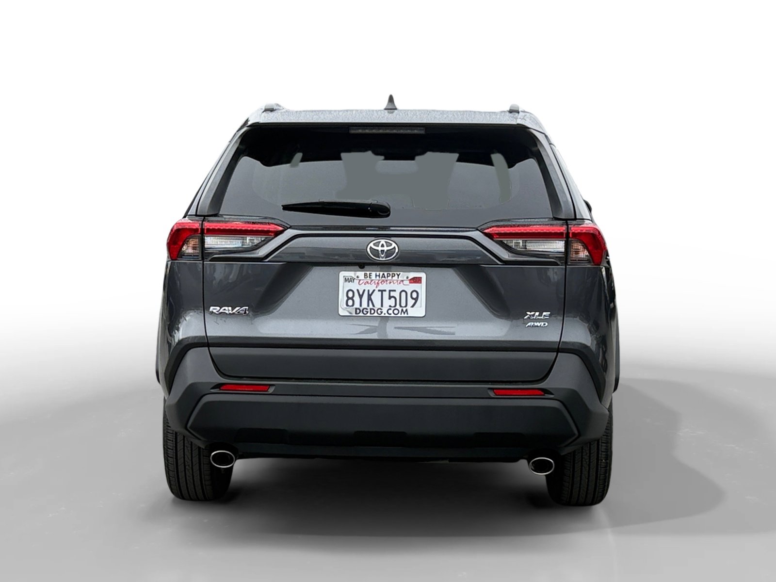 2020 Toyota RAV4 XLE photo 3