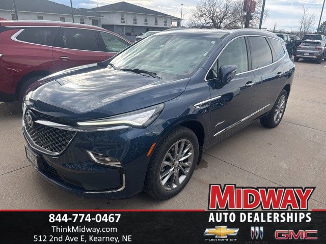 2024 Buick Enclave Avenir's photo