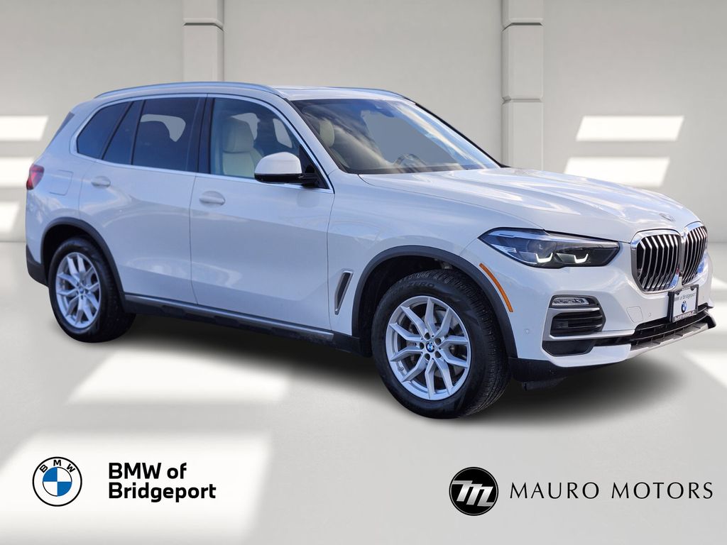 2021 BMW X5 40i's photo