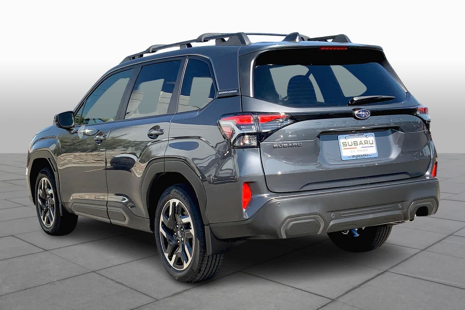 2025 Subaru Forester Limited photo 12