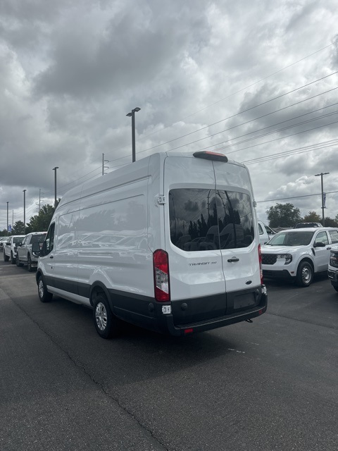 2024 Ford Transit photo 2