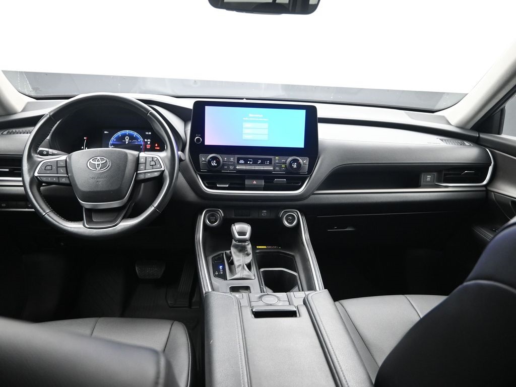 2024 Toyota Grand Highlander XLE photo 18