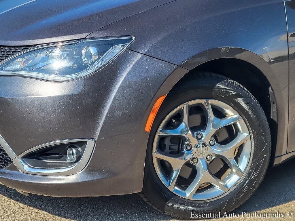 2017 CHRYSLER PACIFICA - Image 3