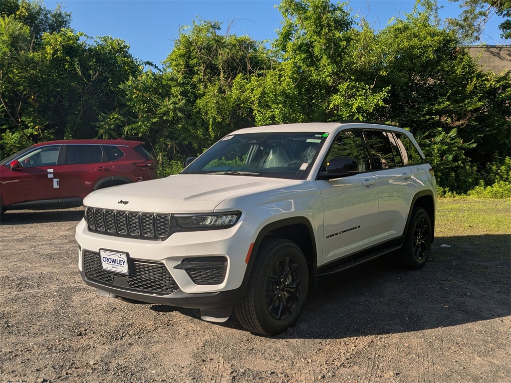2025 Jeep Grand Cherokee Altitude X photo 4