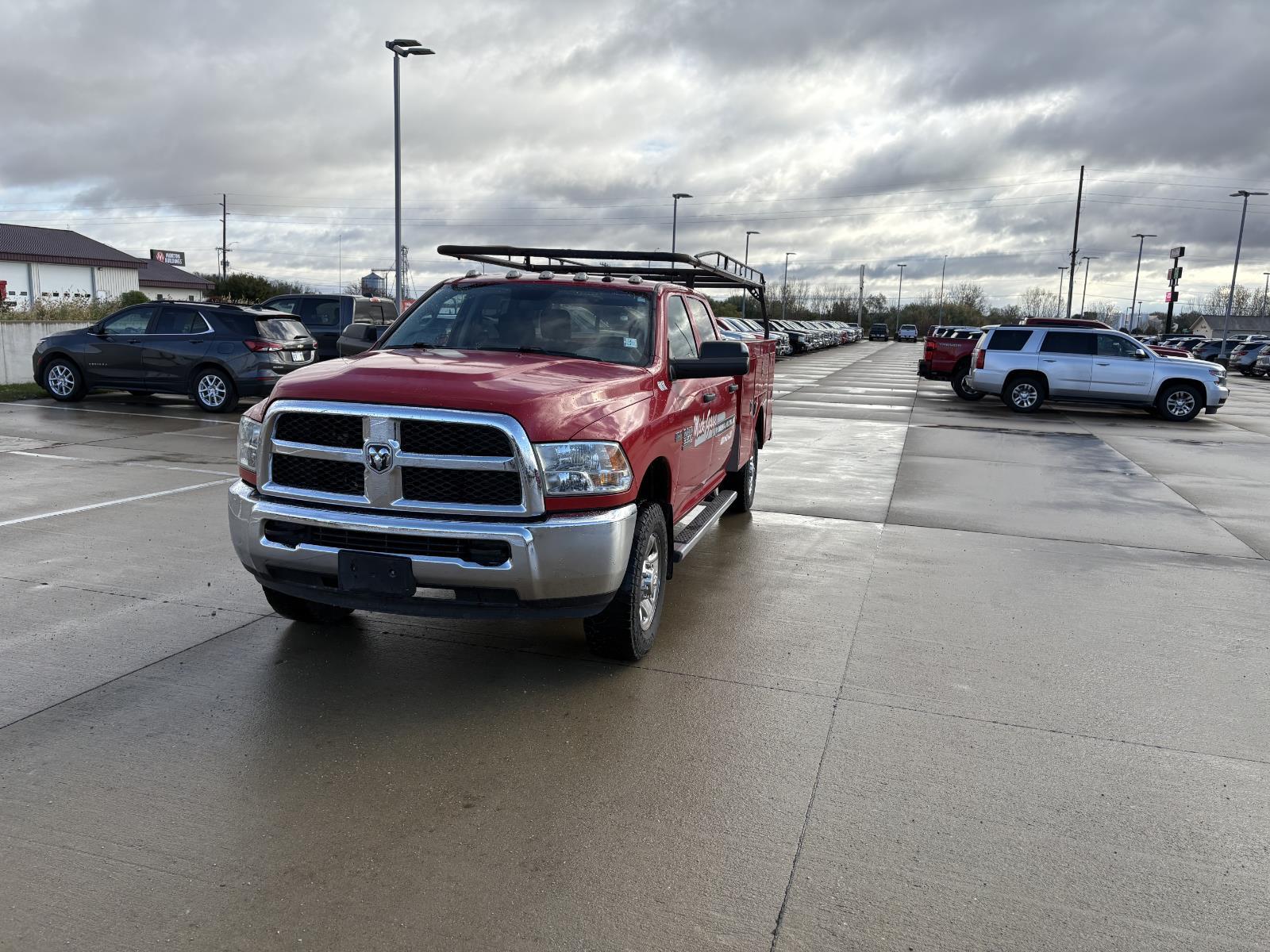 Used 2018 RAM Ram 3500 Pickup Tradesman with VIN 3C63R3GJ4JG274356 for sale in Charles City, IA