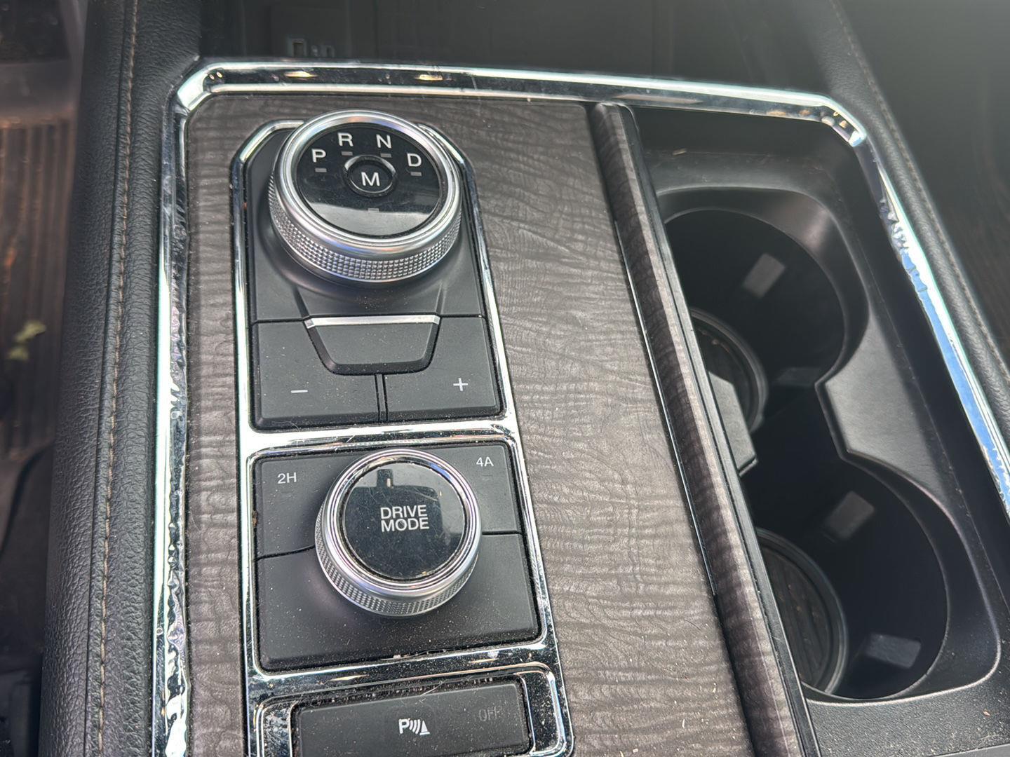 2021 Ford Expedition Limited photo 13