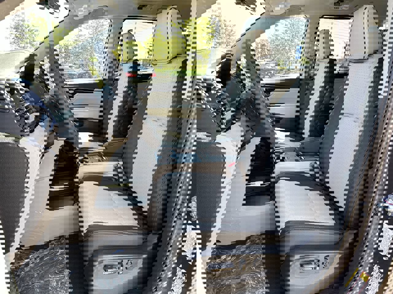 2026 Honda Odyssey Elite photo 11