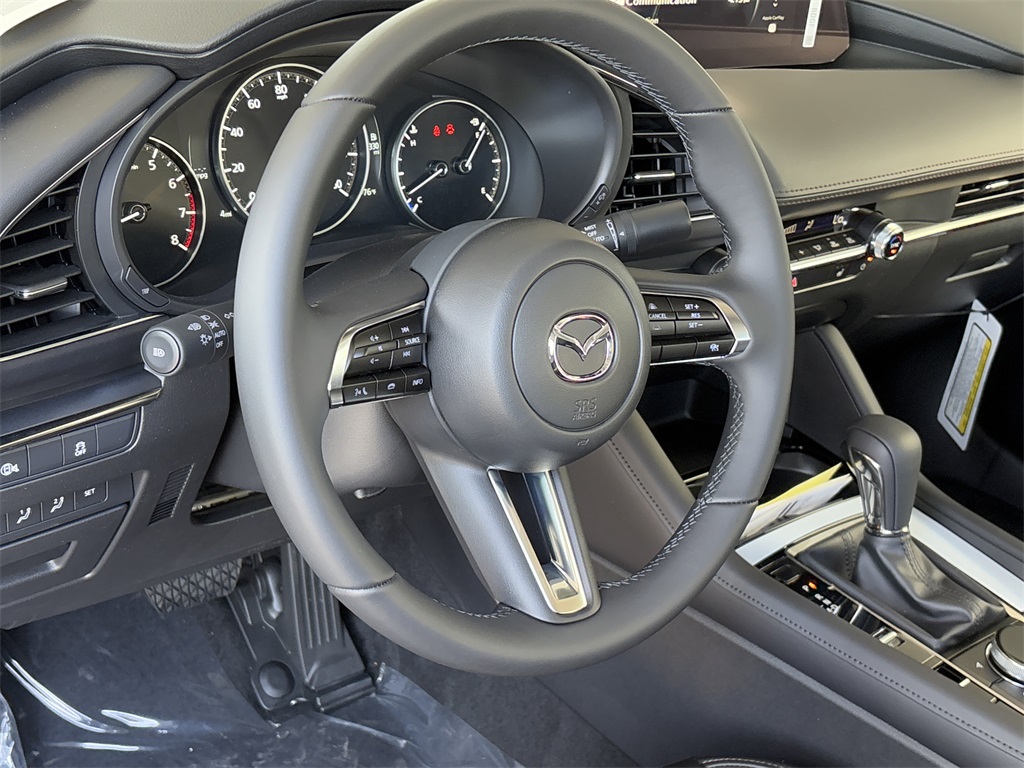 2025 Mazda Mazda3 2.5 s Preferred photo 16