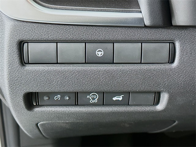 2024 Nissan Rogue SV photo 14
