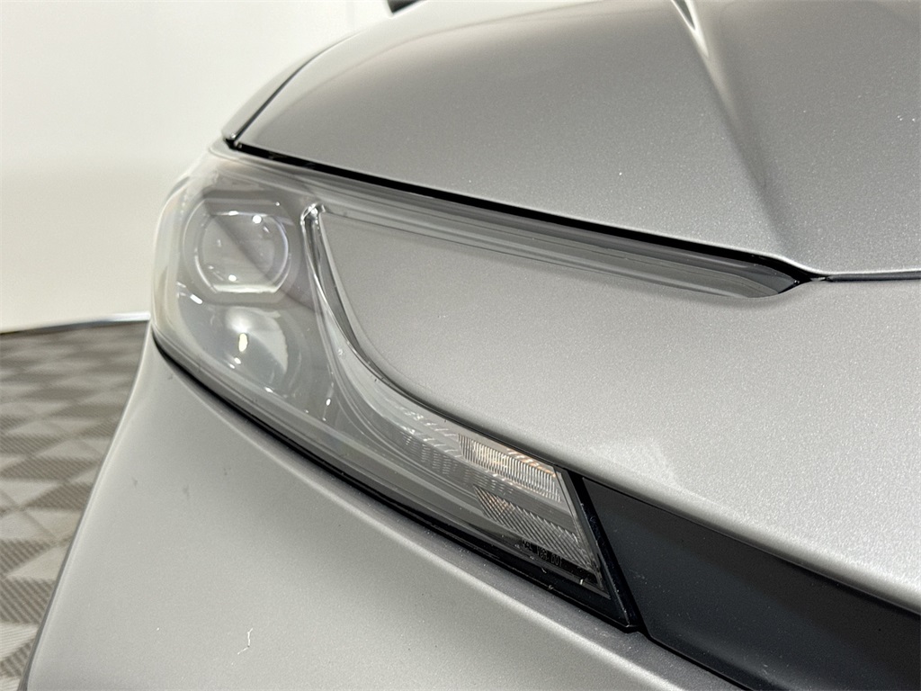 2025 Toyota Camry SE photo 21