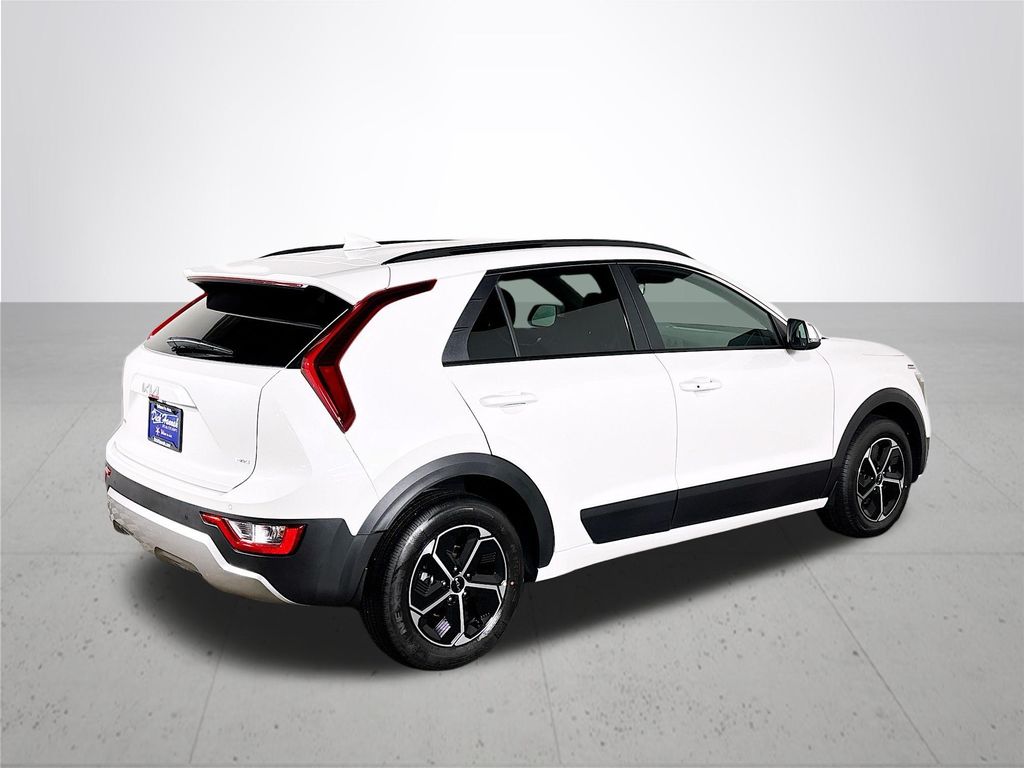 2025 Kia Niro EX Touring photo 5