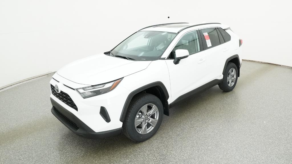 2025 Toyota RAV4 XLE's photo