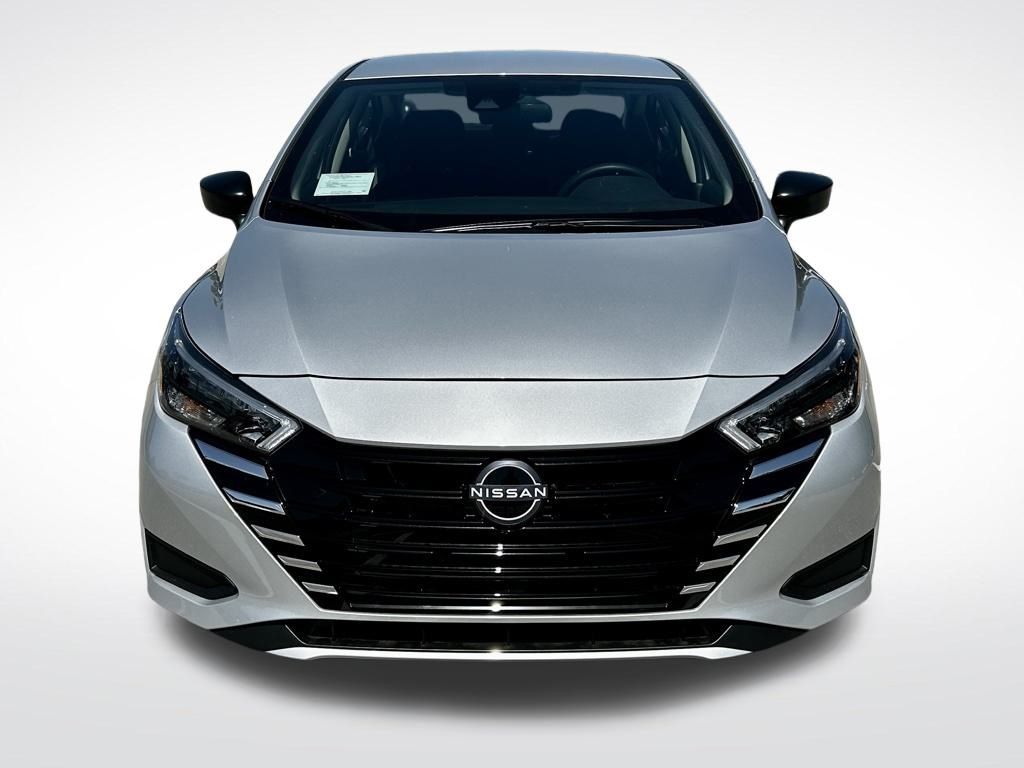 2025 Nissan Versa S photo 8