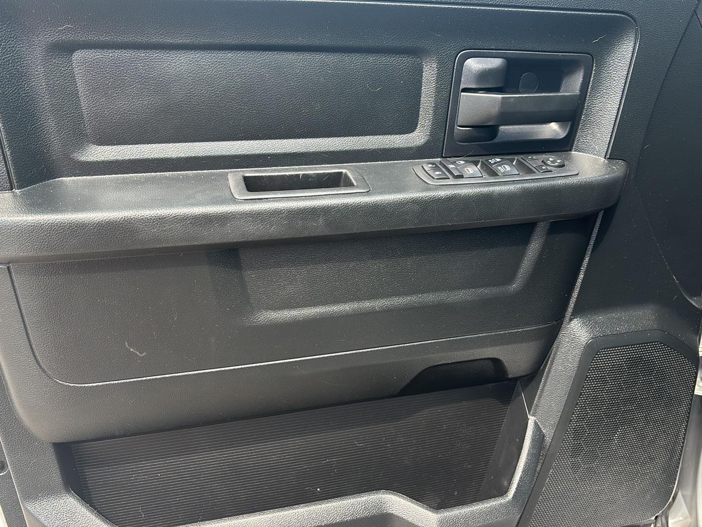 2018 Ram 1500 Express photo 19