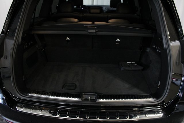 2025 Mercedes Benz GLS 450 4MATIC photo 8