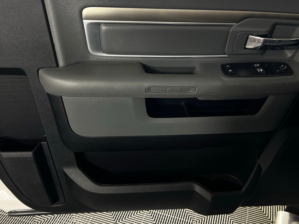 2016 Ram 3500 Tradesman photo 20
