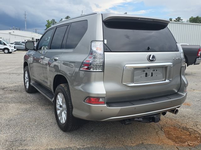 2023 Lexus GX 460 Premium photo 3