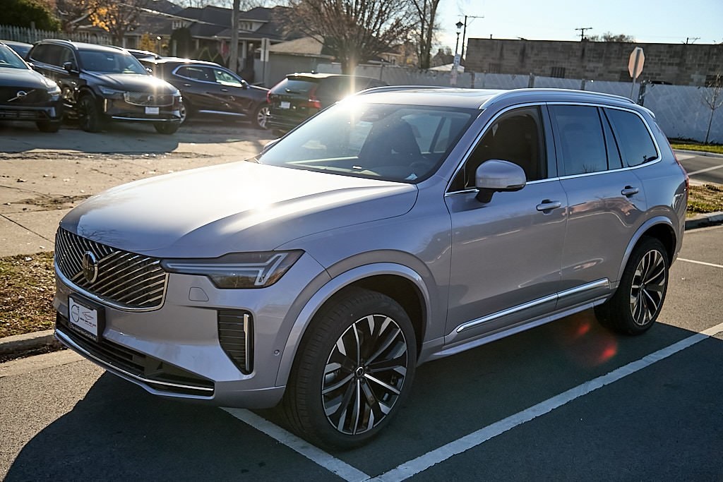 2026 VOLVO XC90 - Image 4