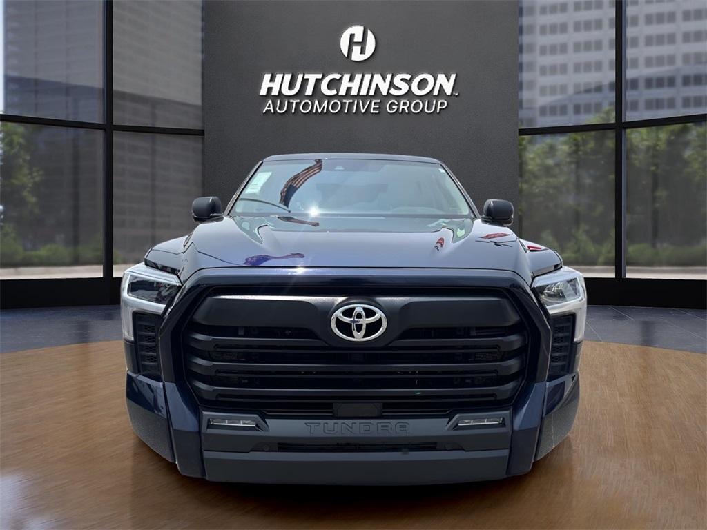2022 Toyota Tundra SR5 photo 2