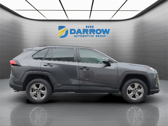 2024 Toyota RAV4 Hybrid XLE photo 2