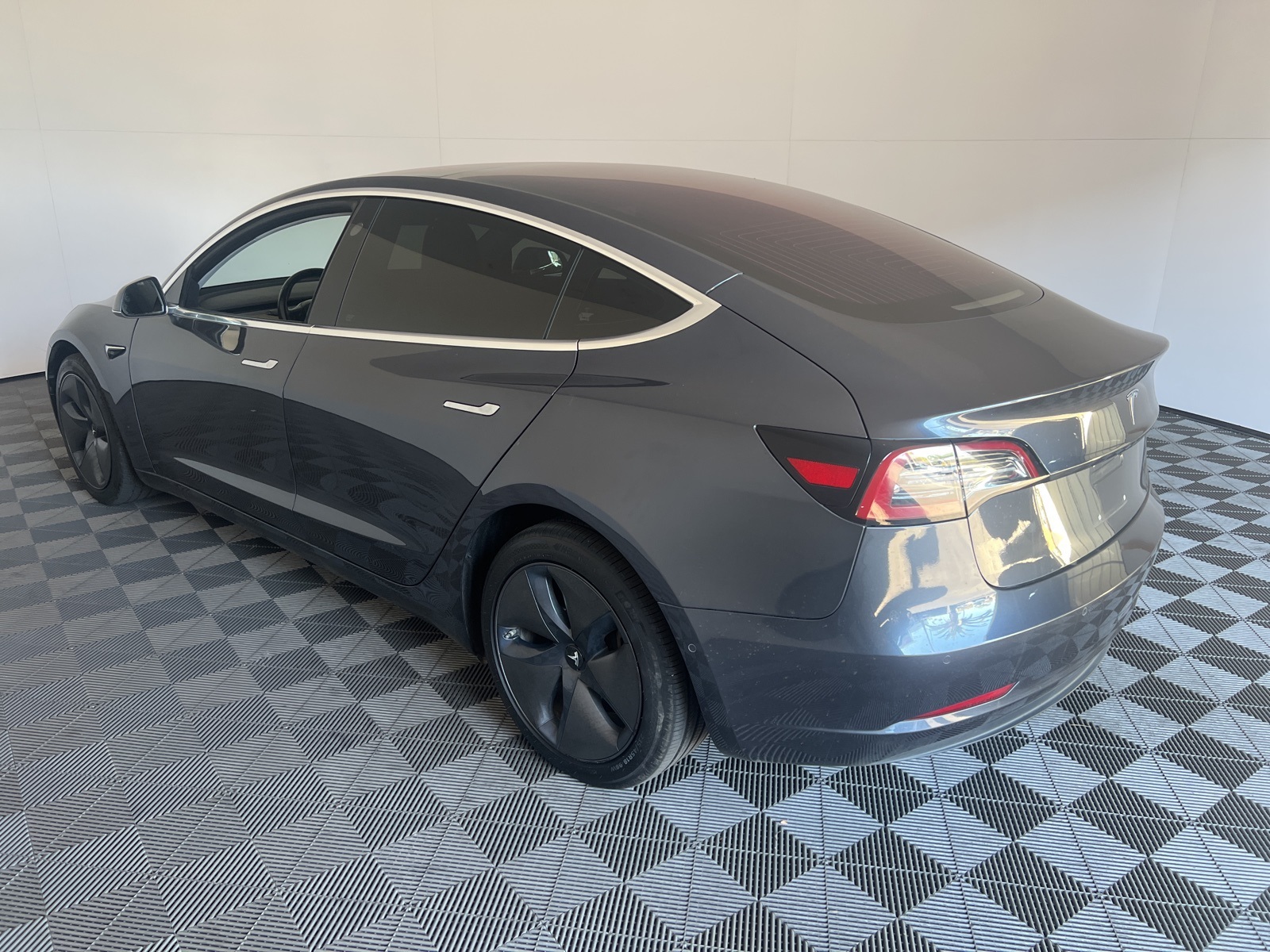 Used 2018 Tesla Model 3 Long Range with VIN 5YJ3E1EA2JF037754 for sale in Buena Park, CA