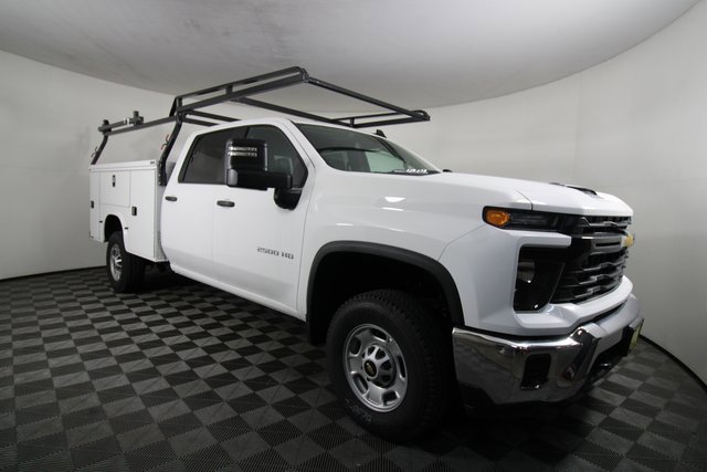 2024 Chevrolet Silverado 2500HD photo 3