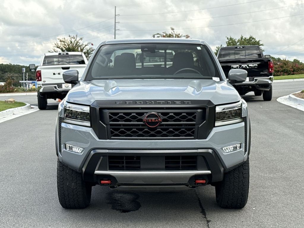 2024 Nissan Frontier PRO-4X photo 8