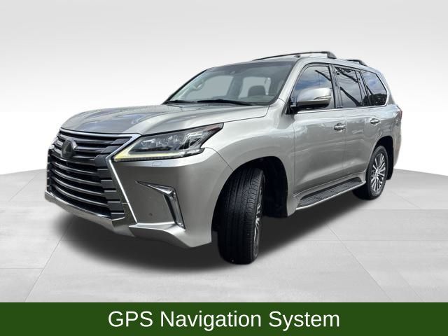 2018 Lexus LX 570 photo 3