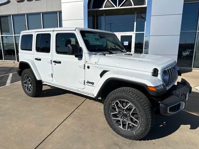 2025 Jeep Wrangler Sahara photo 7