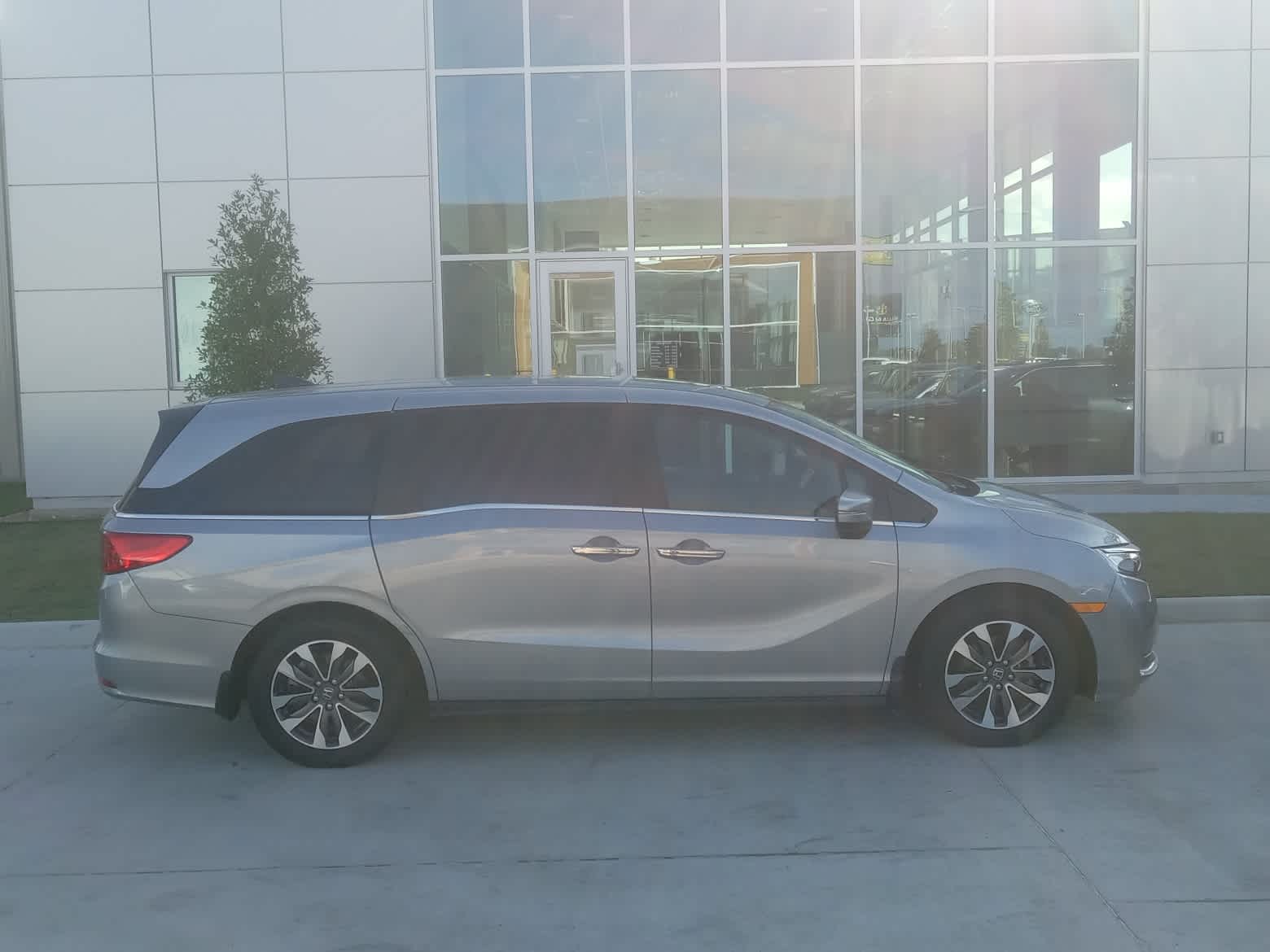 2023 Honda Odyssey EX-L's photo