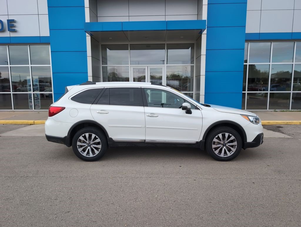 2017 Subaru Outback Touring