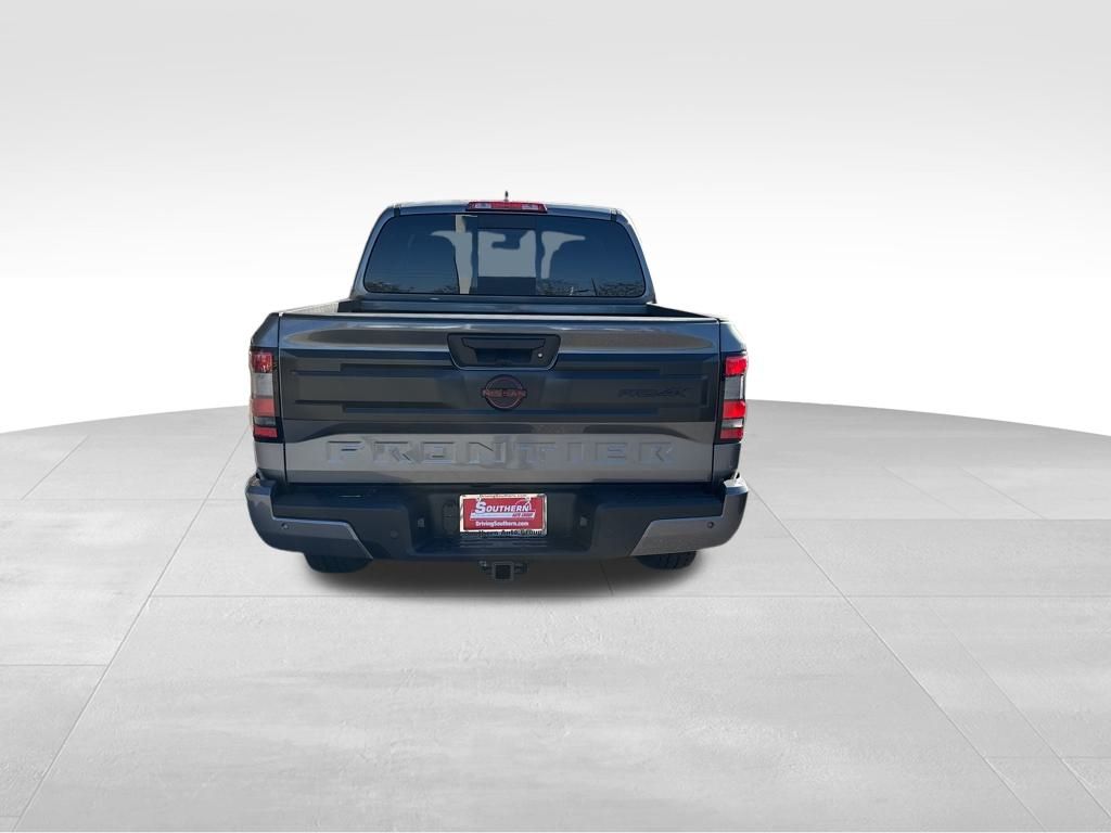 2026 Nissan Frontier Crew Cab PRO-4X photo 3