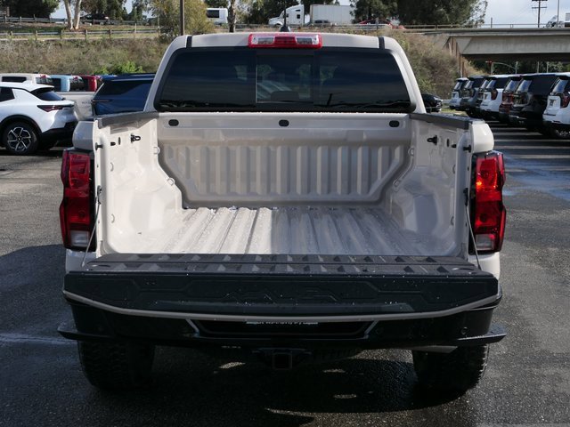 2026 Chevrolet Colorado Trail Boss photo 4