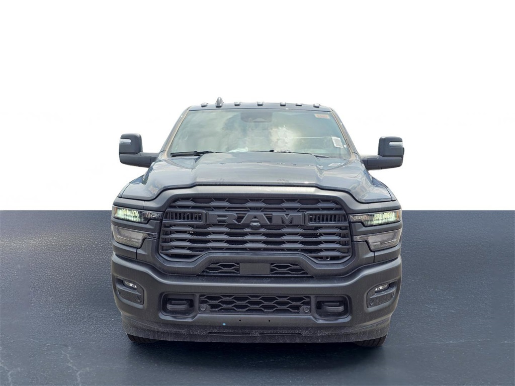 2025 Ram 2500 Tradesman photo 2