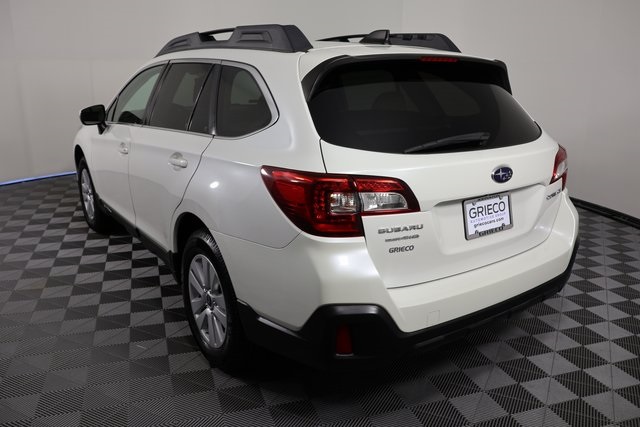 2019 Subaru Outback 2.5i Premium photo 4