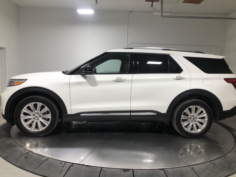 2020 Ford Explorer Limited photo 2