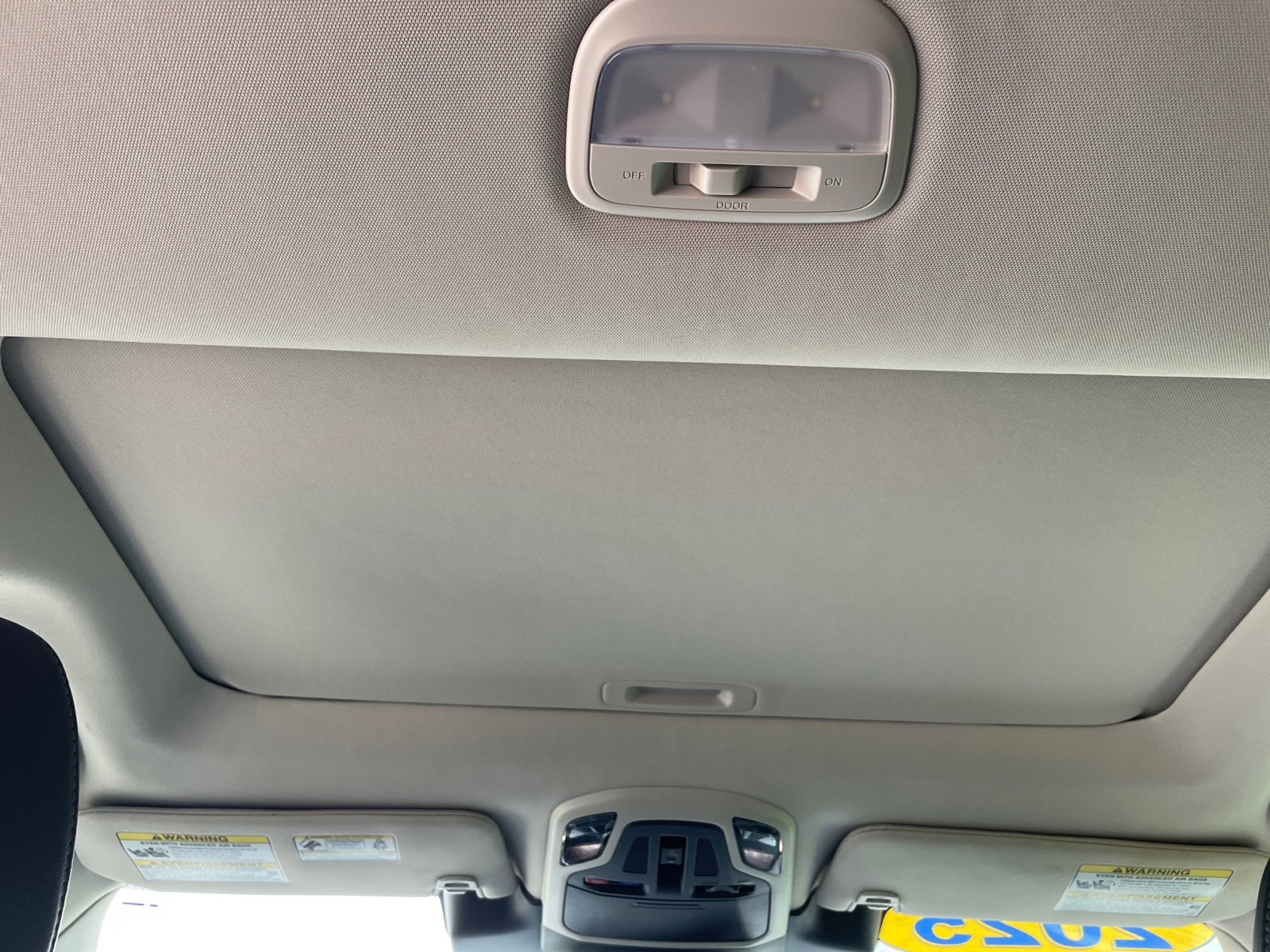 2025 Subaru Outback Touring XT photo 4