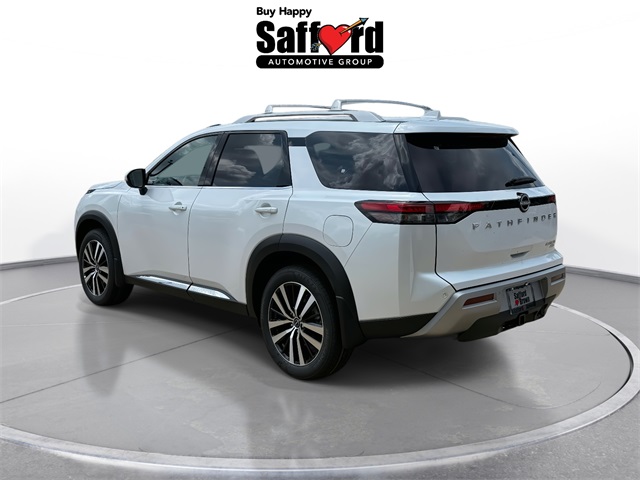 2025 Nissan Pathfinder Platinum photo 6