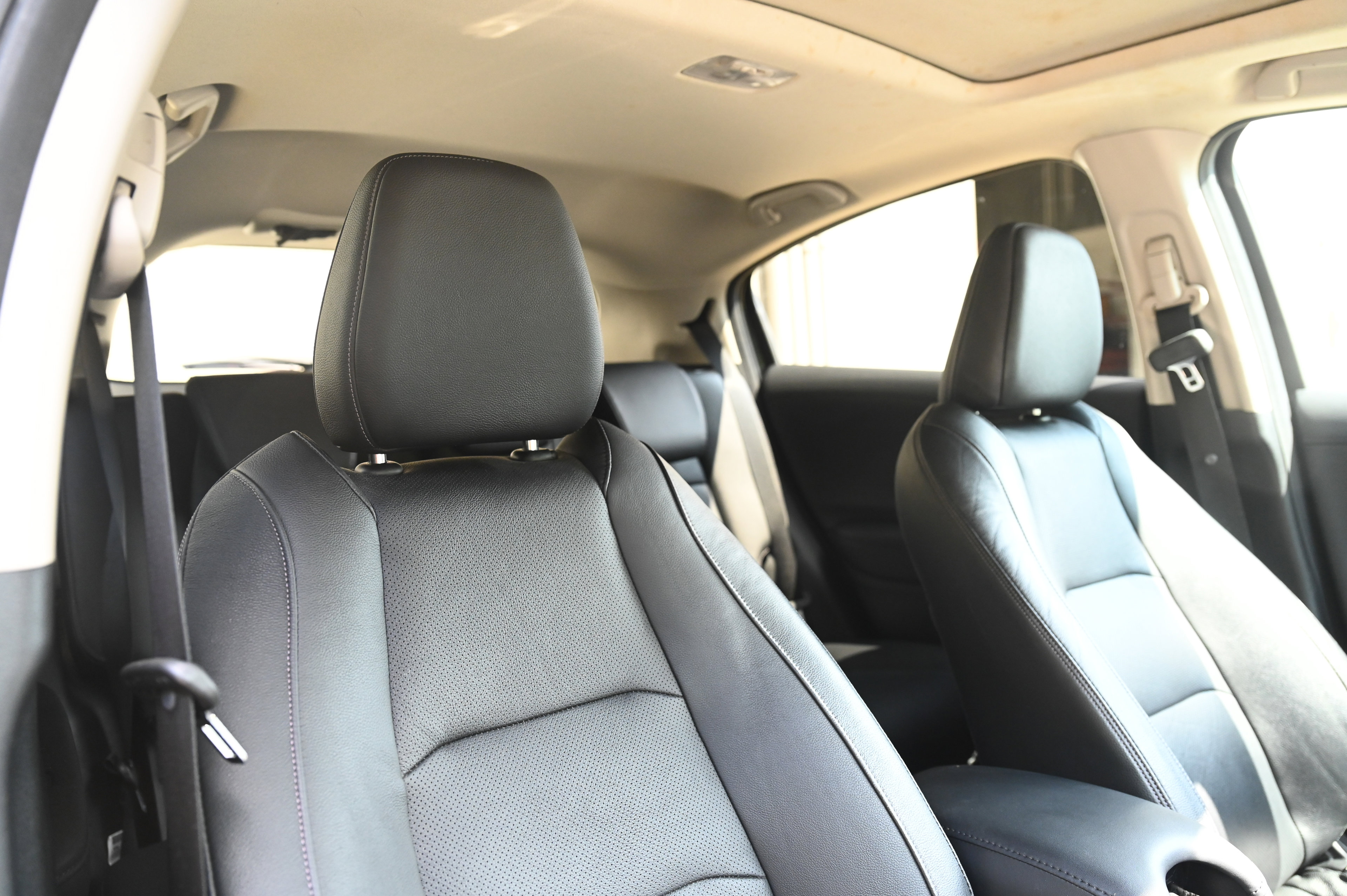 2022 Honda HR-V EX-L photo 31