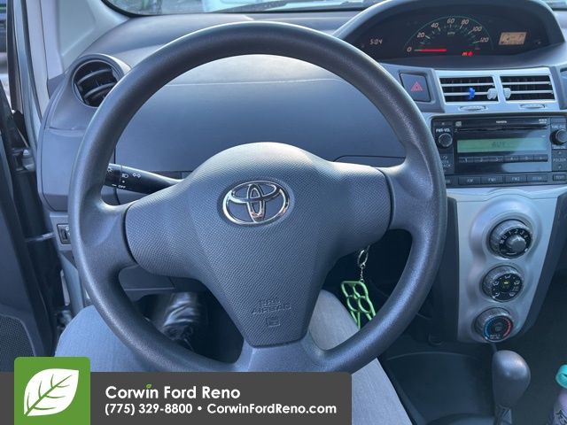 2008 Toyota Yaris Base photo 7