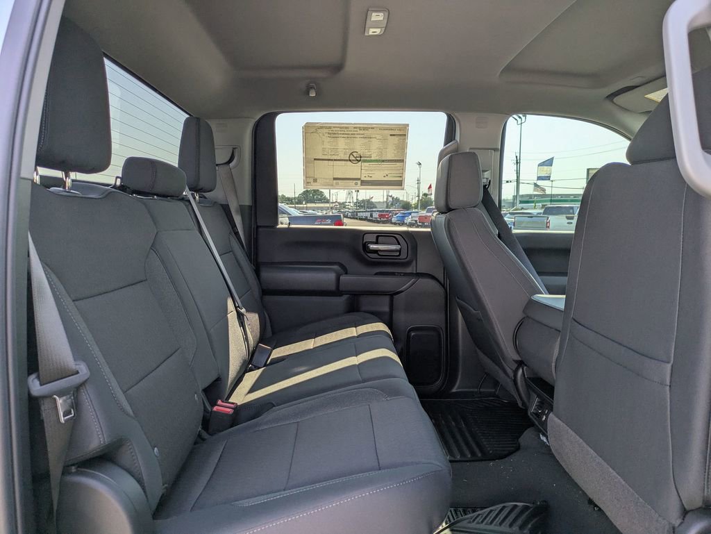 2026 Chevrolet Silverado 2500HD Custom photo 23